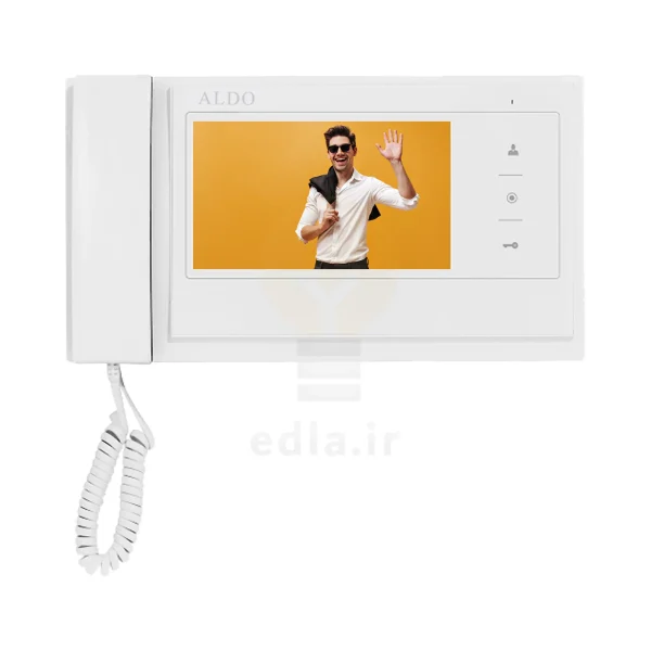 مانیتور 727M که دارای یک صفحه نمایش 7 اینچی است که در کنار آن دکمه های لمسی و هندست مانیتور قرار دارد