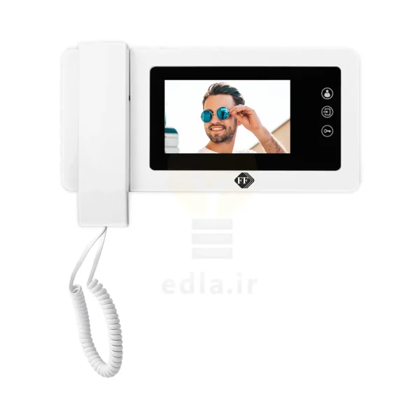 کادر مشکی رنگ که داخل ان صفحه نمایش و کلید ها وجود دارد و در زیر ان لوگوی برند اف اف وجود دارد